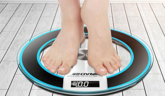 162的女生标准体重是多少，57千克（大多数女性不达标）